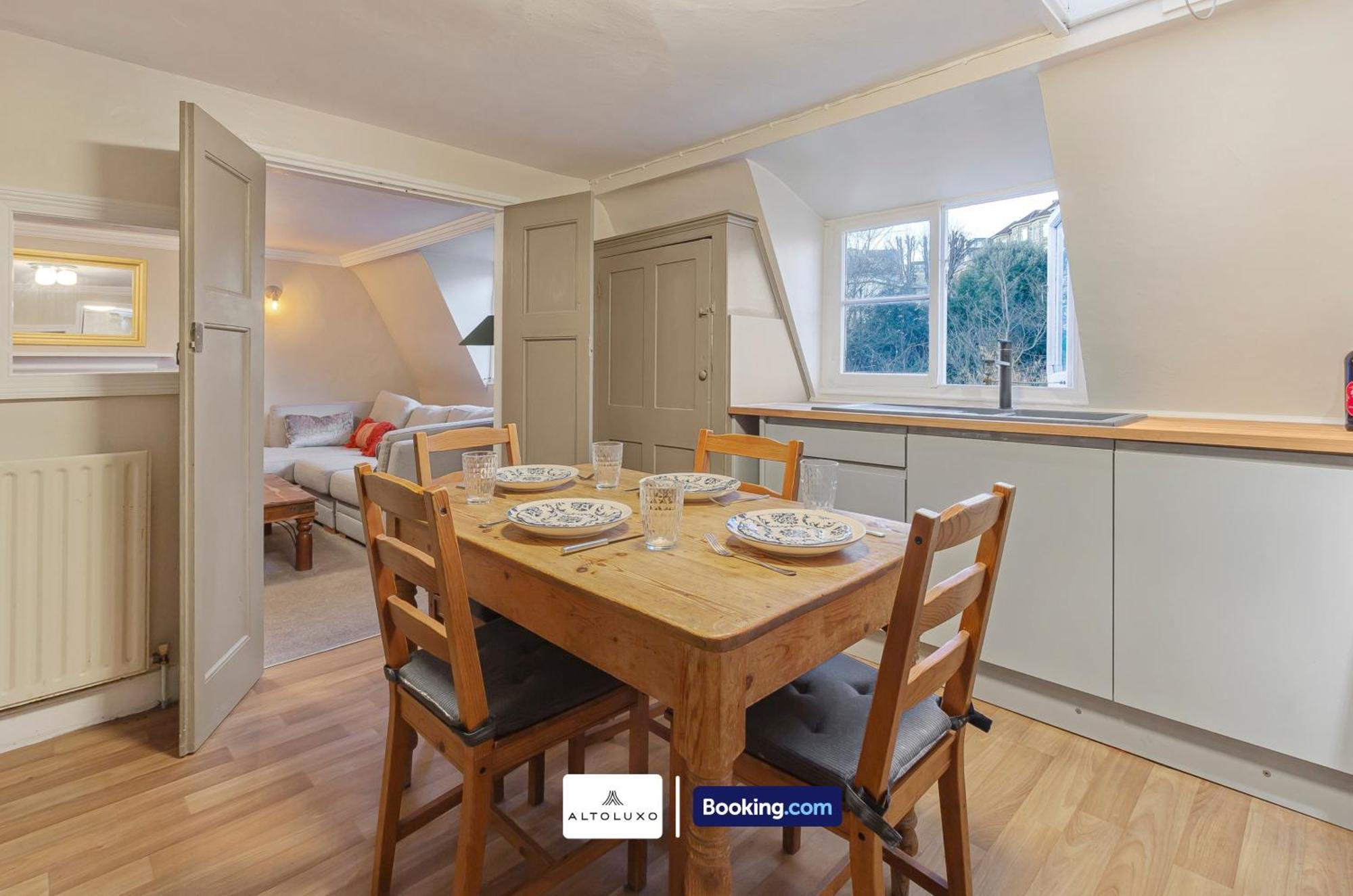 Spacestation Four 4 Bedroom Serviced By Altoluxoexperience Short Lets & Serviced With Free Wifi Apartamento Bristol